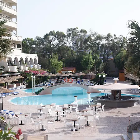 Dessole Olympos 4* 法里拉基